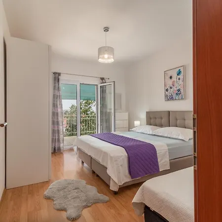 Apartament Fani *