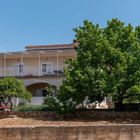 Apartament Fani *